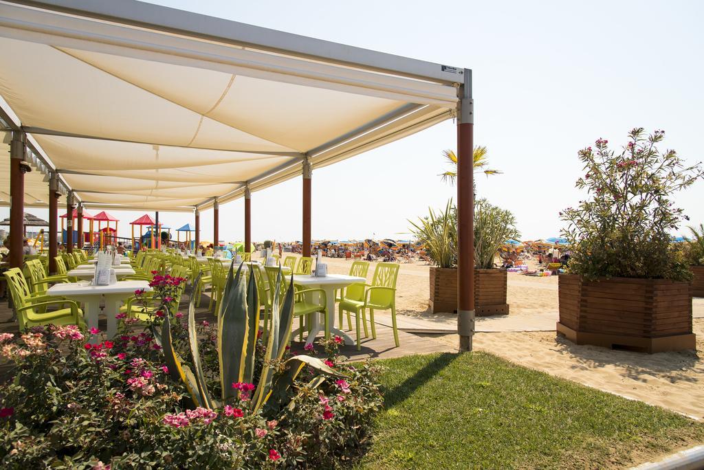 Appartamenti Alaska Bibione Bagian luar foto