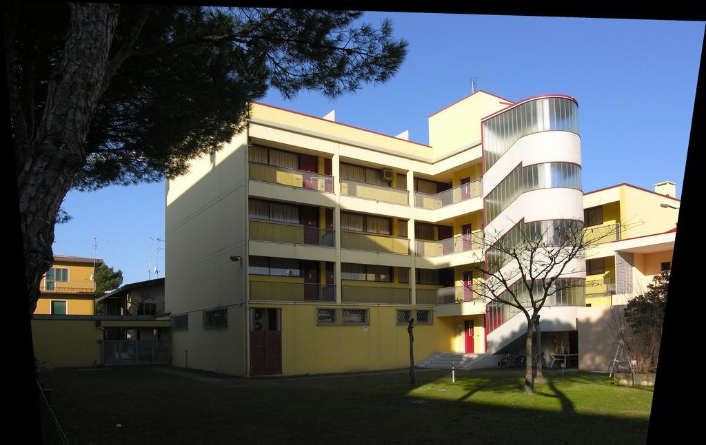 Appartamenti Alaska Bibione Ruang foto